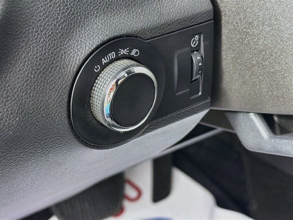 Used 2013 Chevrolet Camaro SS w/ RS Package RWD image 10
