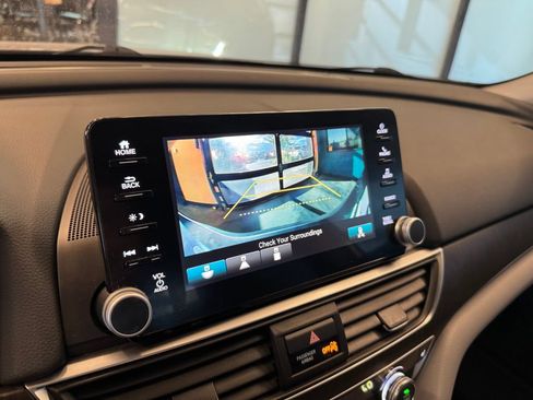 Used 2018 Honda Accord EX-L image 14