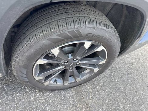 Used 2026 Chevrolet Equinox RS w/ LPO, Floor Liner Package FWD image 11