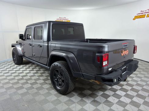 Used 2021 Jeep Gladiator Overland w/ Popular Equipment Package AWD/4WD image 3