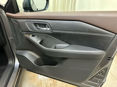 Certified 2022 Nissan Rogue SL w/ SL Premium Package image 29