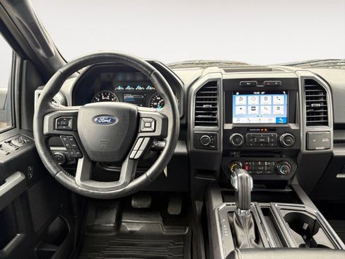 Used 2018 Ford F150 XLT w/ Equipment Group 302A Luxury image 4