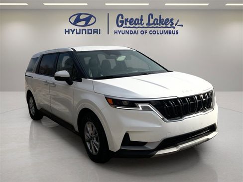 Used 2024 Kia Carnival LX image 7