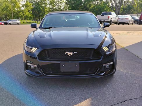 Used 2017 Ford Mustang GT Premium w/ Equipment Group 401A RWD image 9