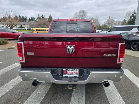 Used 2017 RAM 1500 Laramie w/ Convenience Group image 8