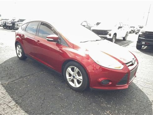 Used 2014 Ford Focus SE image 9