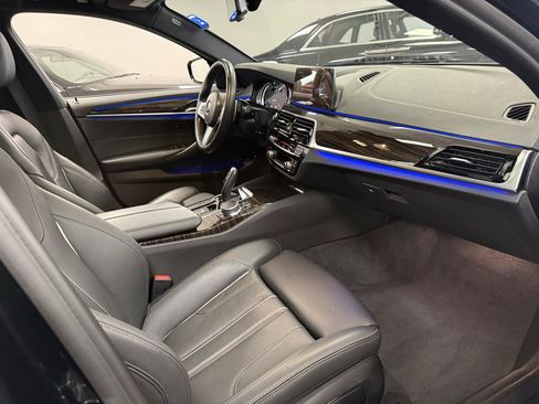 Used 2019 BMW 530e RWD image 23