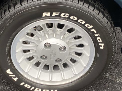 Used 1990 Ford Mustang LX image 35