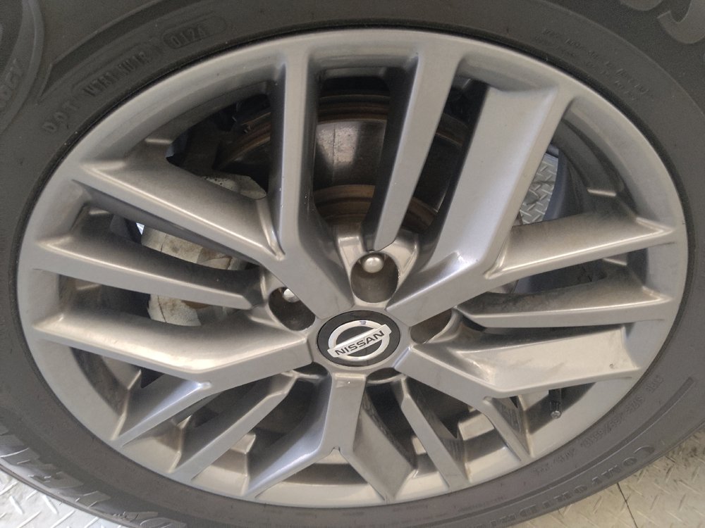 Used 2021 Nissan Rogue S FWD image 31