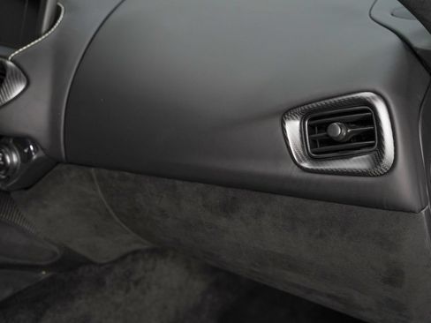 Used 2020 Aston Martin V8 Vantage AMR RWD image 37