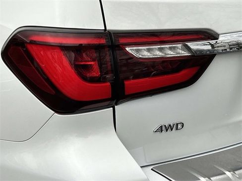 Certified 2024 INFINITI QX80 Sensory w/ Cargo Package image 12