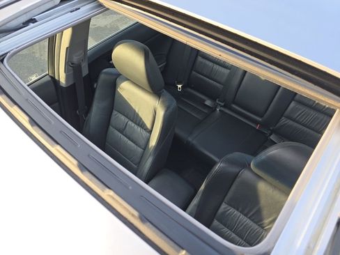 Used 2010 Honda Accord EX-L image 19