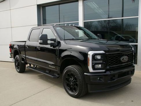New 2026 Ford F350 XLT image 2