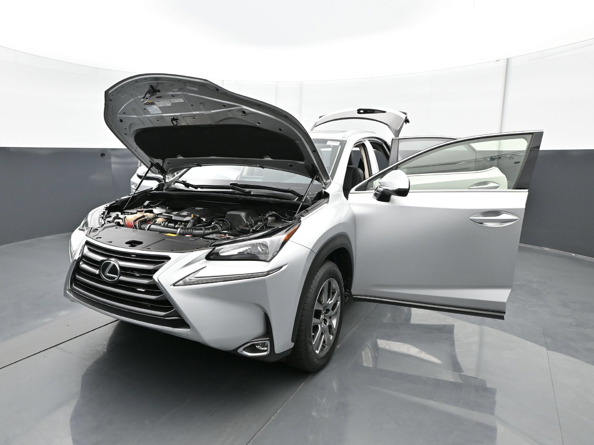 Used 2015 Lexus NX 200t AWD w/ Premium Package image 34