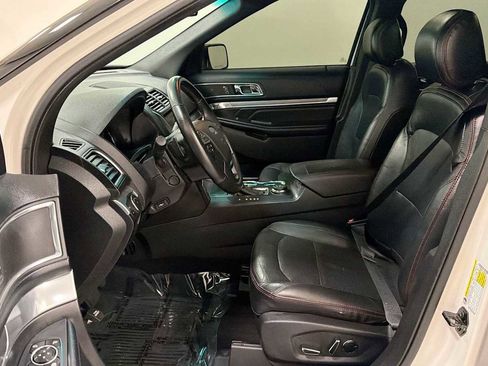 Used 2016 Ford Explorer Sport w/ Equipment Group 401A AWD/4WD image 13