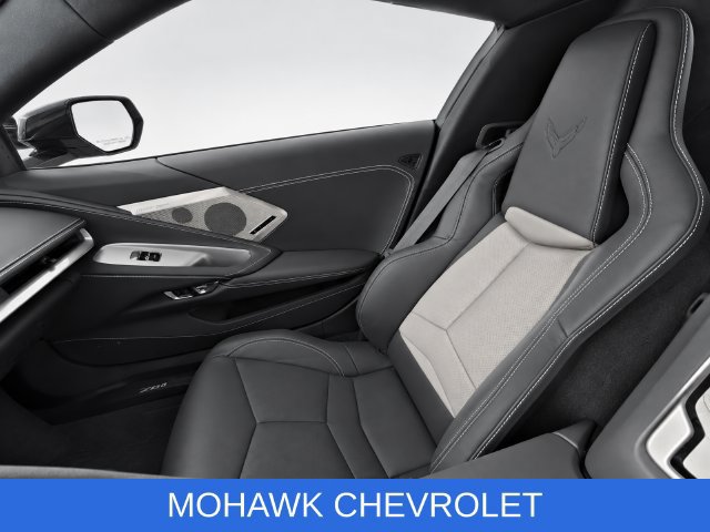 Used 2024 Chevrolet Corvette Stingray Preferred Conv w/ Z51 Performance Package RWD image 17