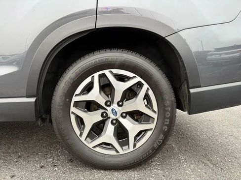 Used 2022 Subaru Forester Premium AWD/4WD image 29