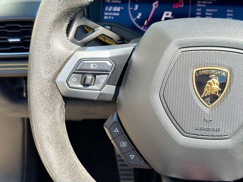 Used 2016 Lamborghini Huracan LP 610-4 image 37