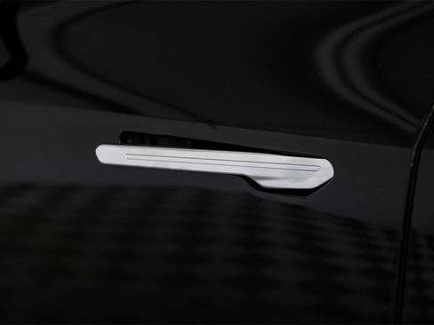 Used 2024 Cadillac Lyriq Tech image 41