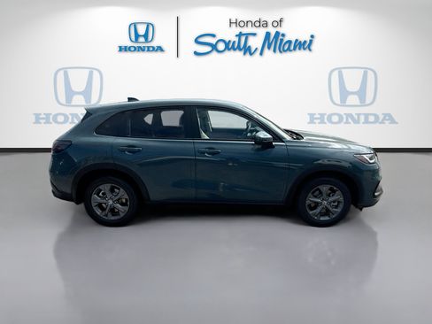 New 2026 Honda HR-V LX image 8