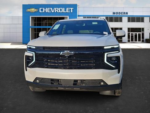 New 2025 Chevrolet Suburban RST w/ RST Capability Package image 7