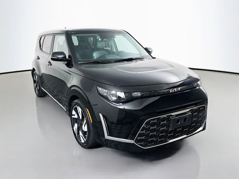 Used 2023 Kia Soul GT-Line FWD image 1