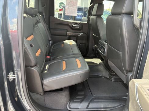 Used 2021 GMC Sierra 1500 AT4 w/ AT4 Value Package AWD/4WD image 15