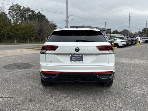 Used 2023 Volkswagen Atlas Cross Sport SE image 6