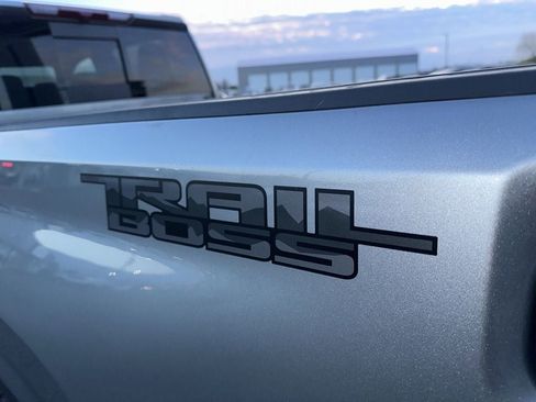 Used 2025 Chevrolet Silverado 2500 LT w/ Trail Boss Package image 17