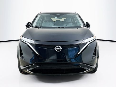 Used 2023 Nissan Ariya FWD image 2