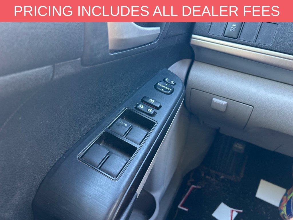 Used 2012 Toyota Camry LE FWD image 24