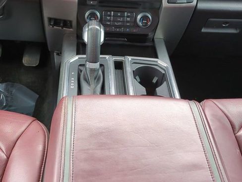 Certified 2018 Ford F150 Platinum image 19