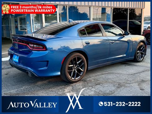 Used 2022 Dodge Charger R/T w/ Blacktop Package image 7