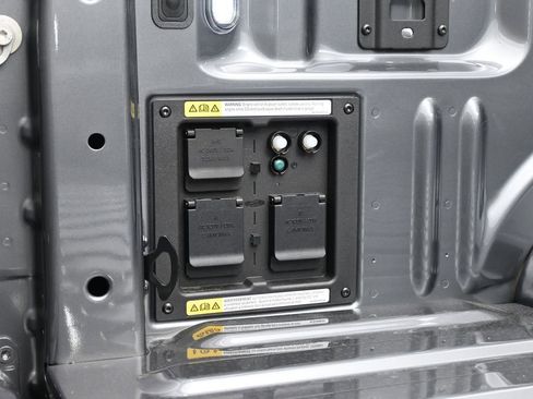 New 2025 Ford F150 Platinum w/ Equipment Group 702A High image 26