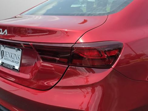 Certified 2023 Kia Forte LXS w/ LXS Technology Package FWD image 19