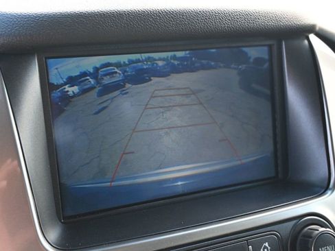 Used 2018 Chevrolet Tahoe LT image 13