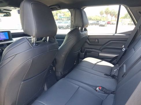 Used 2026 Toyota 4Runner SR5 AWD/4WD image 5