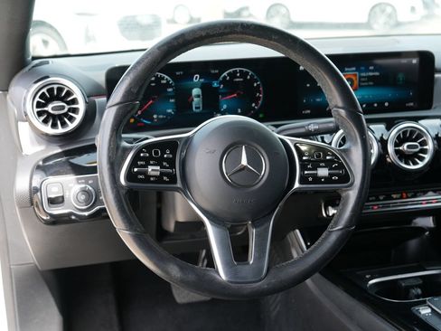 Used 2021 Mercedes-Benz A 220 image 24