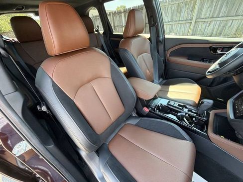 Certified 2026 Subaru Forester Touring w/ Touring Hybrid Package AWD/4WD image 32