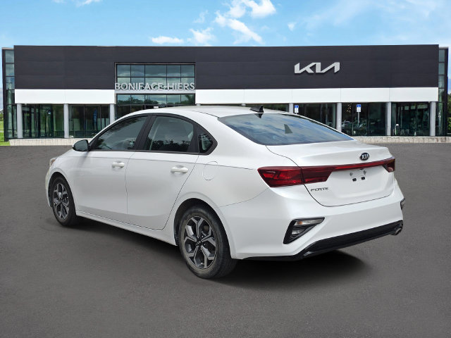Used 2021 Kia Forte LXS FWD image 3