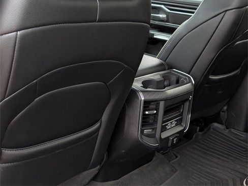 Used 2024 RAM 1500 Laramie image 28