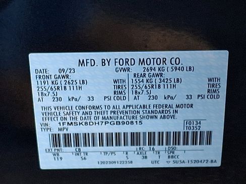 Used 2023 Ford Explorer XLT w/ Equipment Group 202A image 28