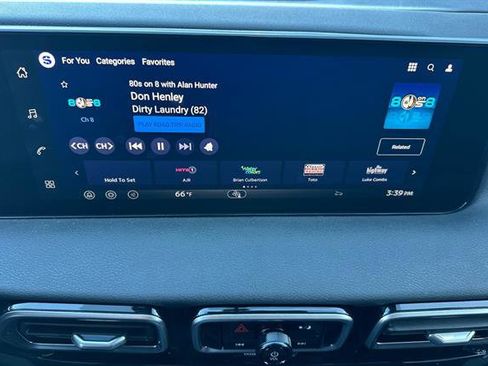 New 2026 Nissan Sentra SR w/ Floor Mat Package image 19