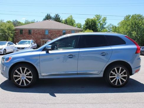 Used 2017 Volvo XC60 T6 Inscription w/ Climate Package AWD/4WD image 5