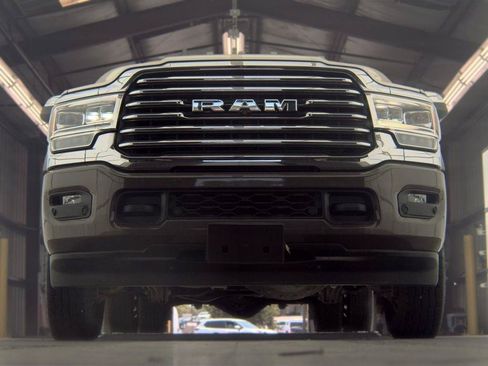 Used 2019 RAM 3500 Limited AWD/4WD image 3