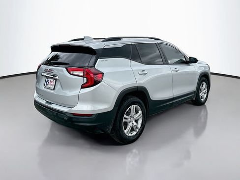 Used 2022 GMC Terrain SLE w/ Driver Convenience Package FWD image 7