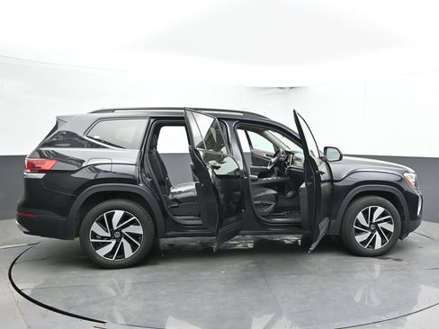 Used 2024 Volkswagen Atlas SE AWD/4WD image 62