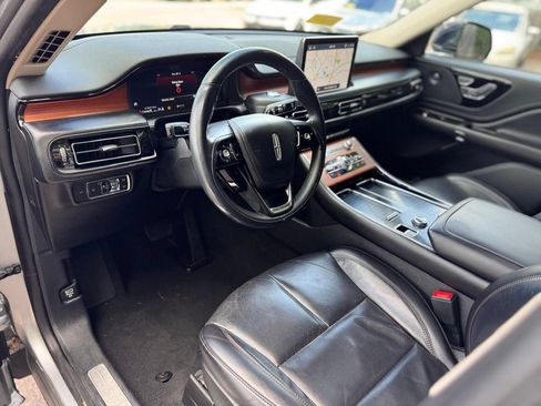 Used 2021 Lincoln Aviator Reserve w/ Elements Package Plus AWD/4WD image 14