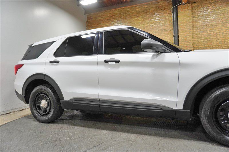 Used 2022 Ford Explorer 4WD Police Interceptor image 9