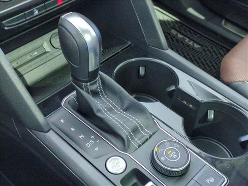 Used 2021 Volkswagen Atlas SEL Premium AWD/4WD image 10